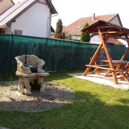 Semesterbostad Balatonmariafurdo, Somogy 1 Balatonkeresztúr